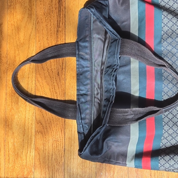 Gucci tote - Picture 2 of 12